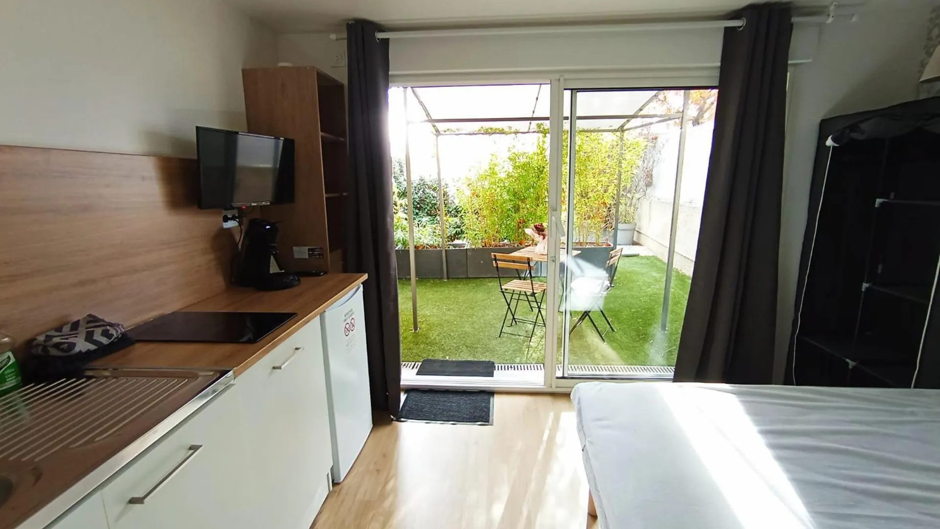 Appart'Hotel Le Clos Lassagne A Brignais - Lyon Sud Apartment