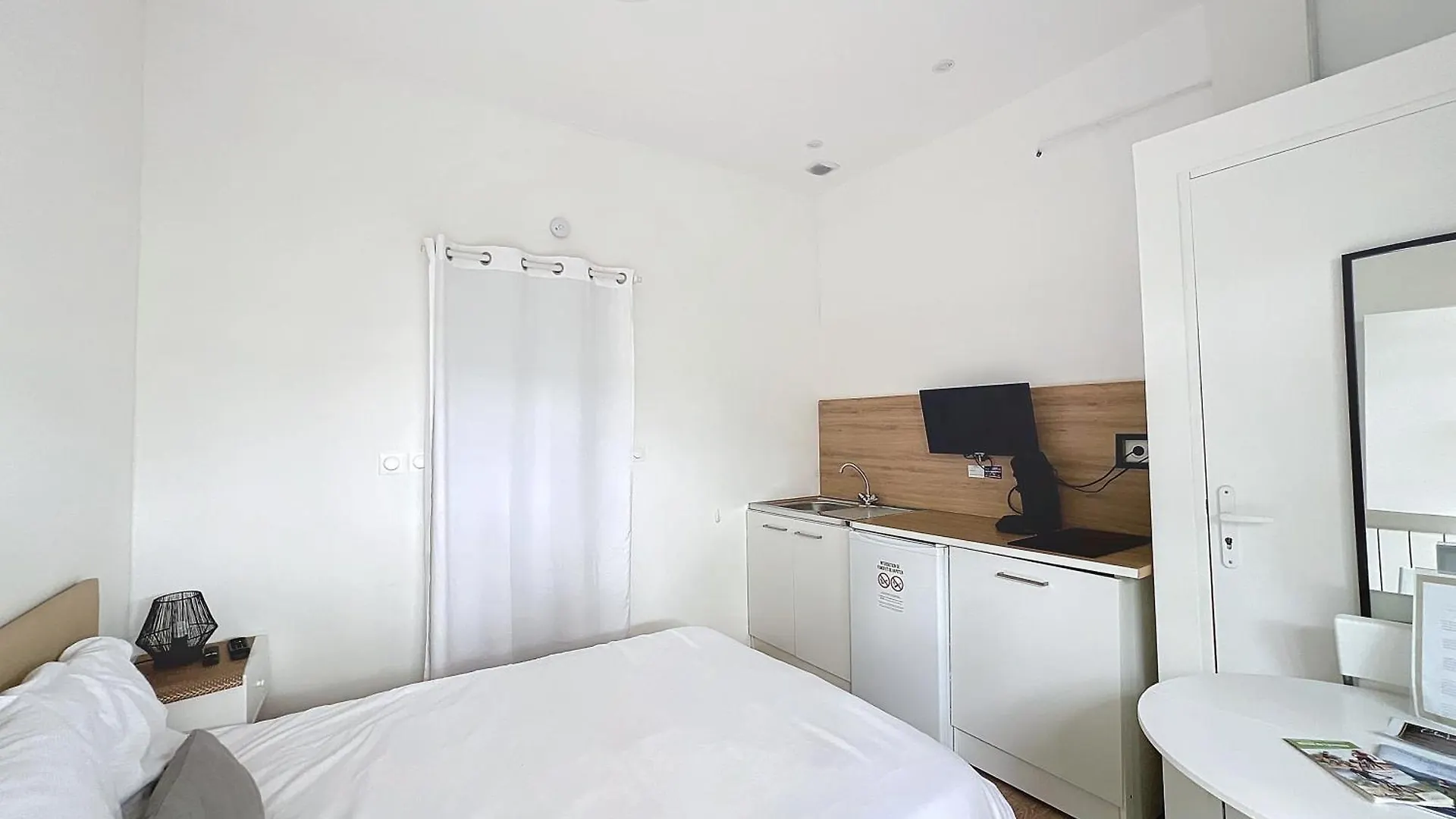 Apartment Appart'Hotel Le Clos Lassagne A Brignais - Lyon Sud